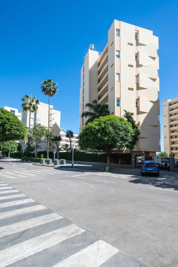 Cibeles...Estudio En El Paseo Maritimo....Wifi Марбелья Экстерьер фото